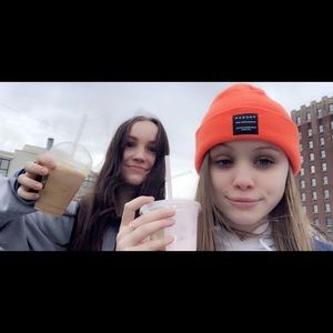 Meet your Posher, Lily